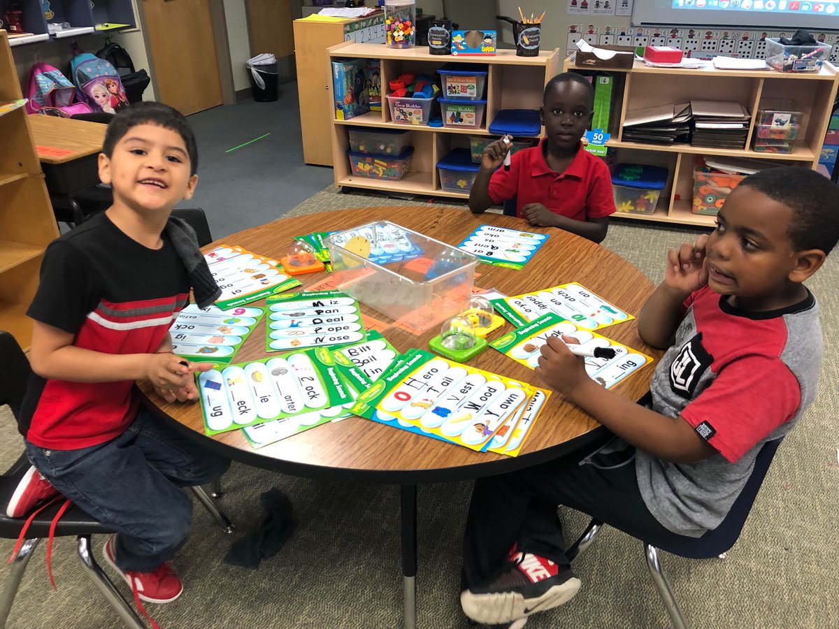 DorrellConnie's tweet photo. They couldn’t do this Center at the beginning of the year! They’ve discovered they face the tools they ere learning! They are on the path to becoming first graders! https://t.co/Yf3yJFRL0e