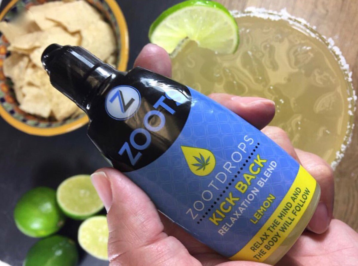 green_theory502's tweet photo. Turn up this Cinco De Mayo with a tasty #Zootarita beverage by @ZootsWA by following this easy recipe. Or, add a splash of champagne or any muddled fruit to mix it up!
#GreenTheory #Zoots #Margarita #Holiday #Celebrate #PremiumSelection #PremiumValue #Edible #Bellevue #i502 https://t.co/ti0RqL34eR