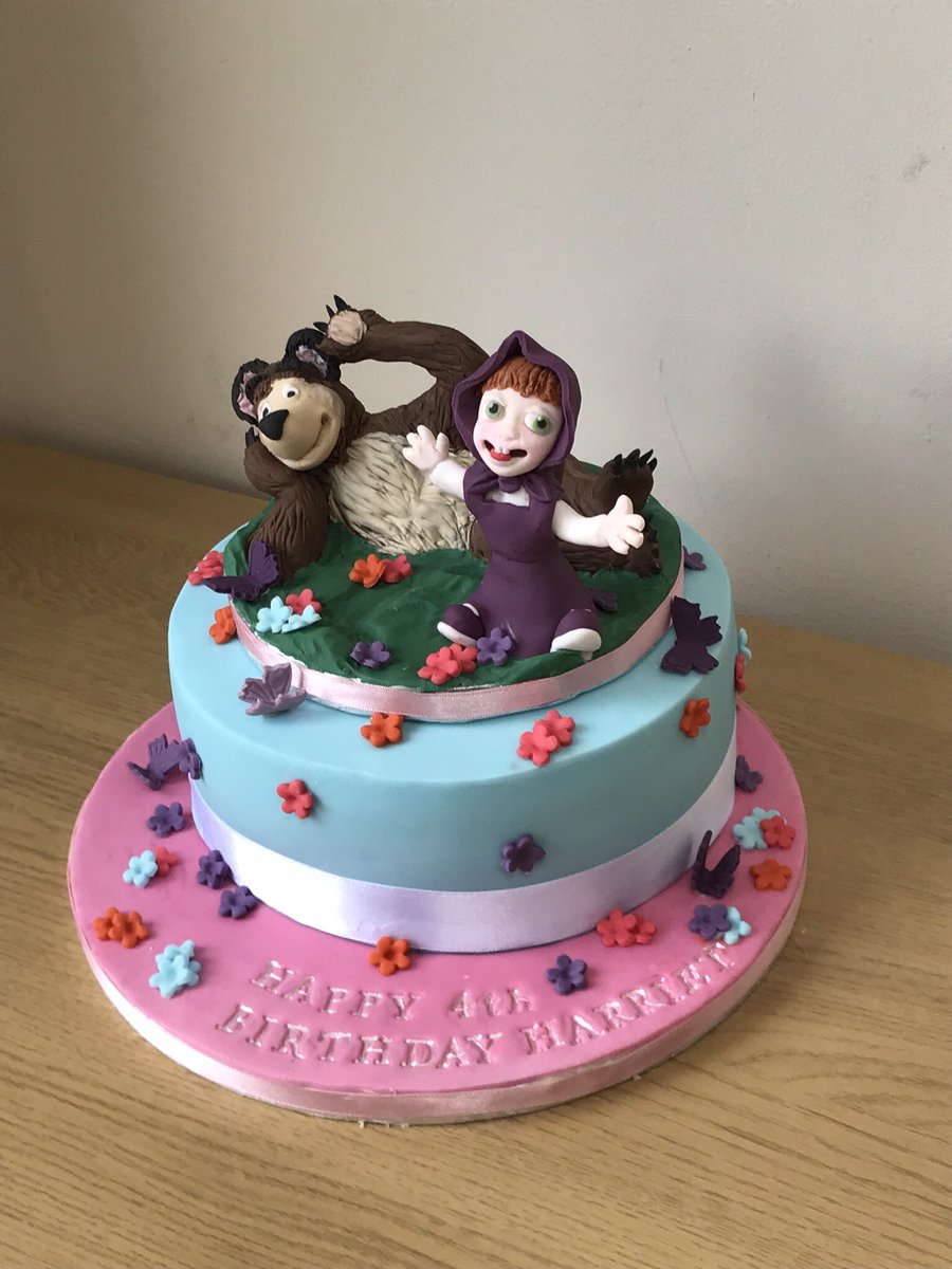 ThatsGreatCake's tweet photo. Masha and Bear cake 
.
.
.
.
#mashaandbear #cartoon #cartooncake #yummycake #sugarpaste #fondant #bear #children #spongecake #cakedecorating #cake https://t.co/b8YFCvPLIY