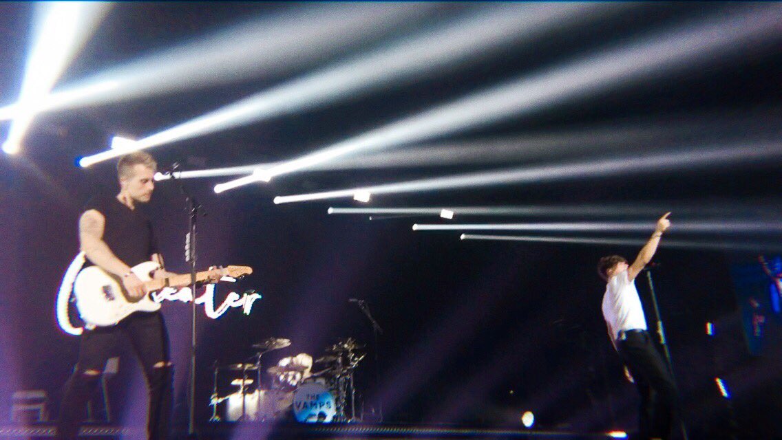 These are defiantly my favourite photos from the other night! #FourCornersTourBirmingham #thesnapshotclub