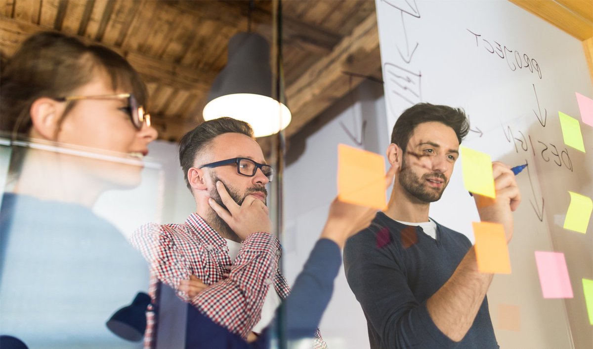 TIASNews's tweet photo. Together with #VanBerlo, the biggest Design Thinking agency of the Netherlands, #TIAS Business School offers you the method for solving complex problems. How? Check: https://t.co/tA7fY1gWhS https://t.co/DBrJBzjQO3