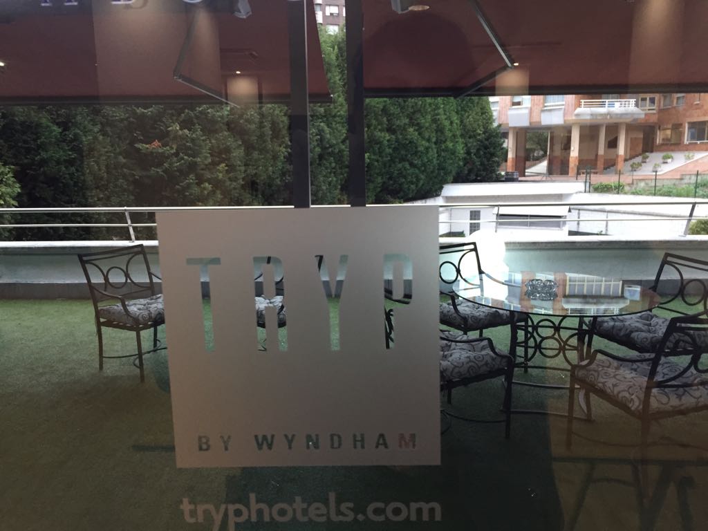 #Madrenohaymasqueuna #FelizDiadeLaMadre #Hoysiempre celebralo con nosotros <a href="/TrypGijon/">Tryp Gijon ReyPelayo</a> #mhispain