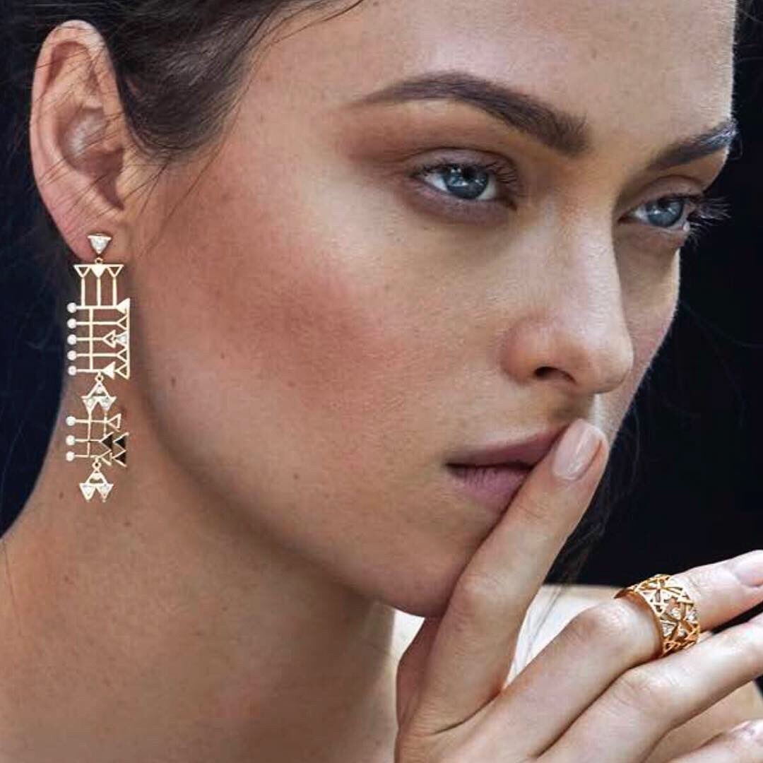 TheJewelleryCut's tweet photo. 💫 Jeweller to the stars @JRSahyoun will return for @thejewellerycut Live, #TJCLive this September during @londonfashionwk
👀Stay tuned for more details on the next show.
#jewellery #jewelry #luxury #style #jsay #statementearrings #babylon https://t.co/V6NWElGwHX