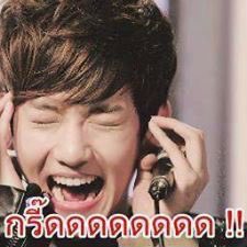 ppplpapay's tweet photo. ชั้นไม่รู้ว่าคอนมาเดือนไหนแต่ชั้นอยากได้ร้านรับกดบัตรคอนมีใครรับกดมั้ยยยย ชั้นต้องการมาก เตรียมตัวไว้ก้อนนนนน ชั้นไม่รีบไปใช่มั้ย #ตลาดนัดEXO #ตลาดนัดexol #ตลาดนัดEXOL #กดบัตรคอน https://t.co/EYD9Ec5Q6y