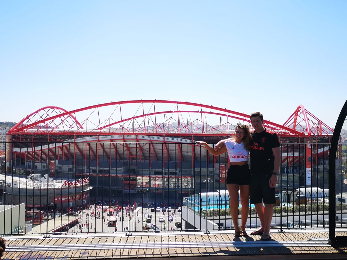 I like this view and so does Becca #BENFICA <a href="/SLBenfica/">SL Benfica</a> #reconquista