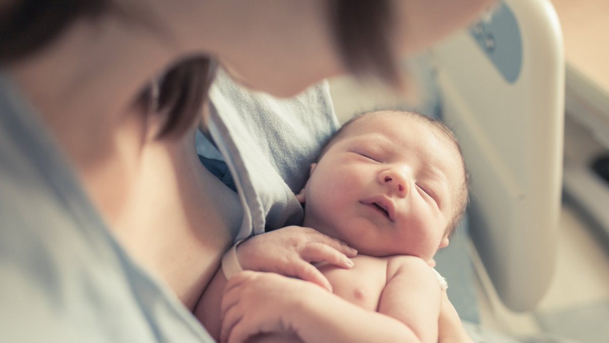 BrioDiario's tweet photo. Tenemos una nueva sección: #Maternidad Verdad.
Experiencias personales y entrevistas con mamás. El objetivo es lograr identificación y acercarnos más a vos.
No te pierdas estos relatos, tan sinceros y emocionantes.
Seguilos en https://t.co/6UEDOKKV2k https://t.co/fROQcyceNF