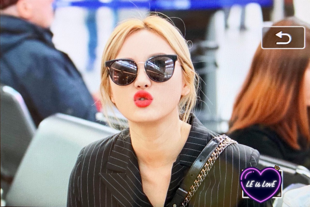 LE_isLovE's tweet photo. 190505 DUS 출국 (프리뷰)

귀여워요😭 알러뷰♥️

#EXID #LE #엘리 @EXIDofficial https://t.co/9Bw5JZCNZ1