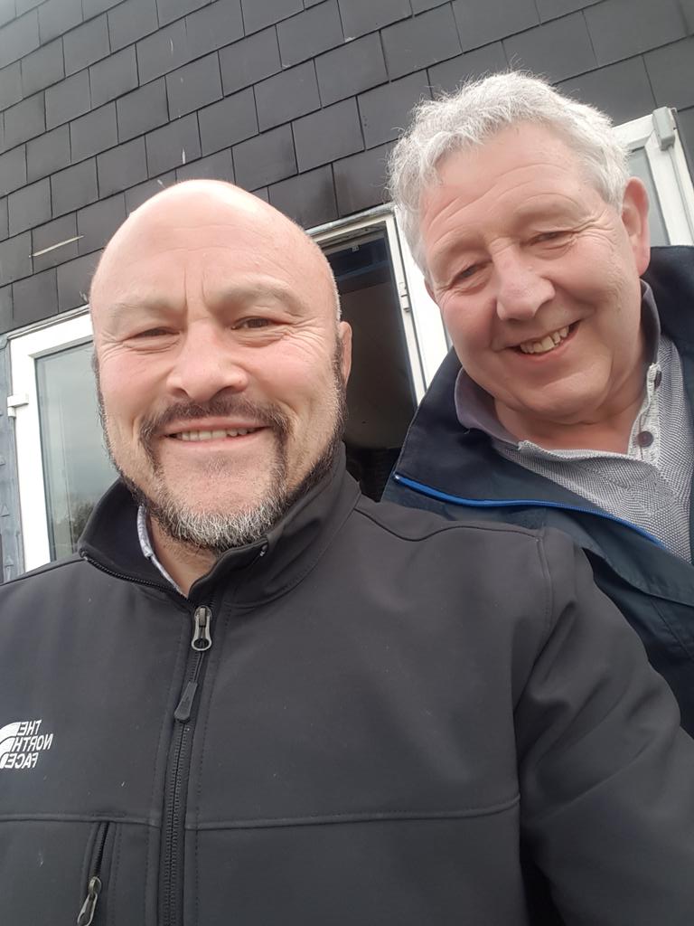 brianmoore666's tweet image. Here with Brian Vincent Chairman of Worthing RFC who, I'm told, is supporting girls and womens rugby by committing to doubling their budget next season.