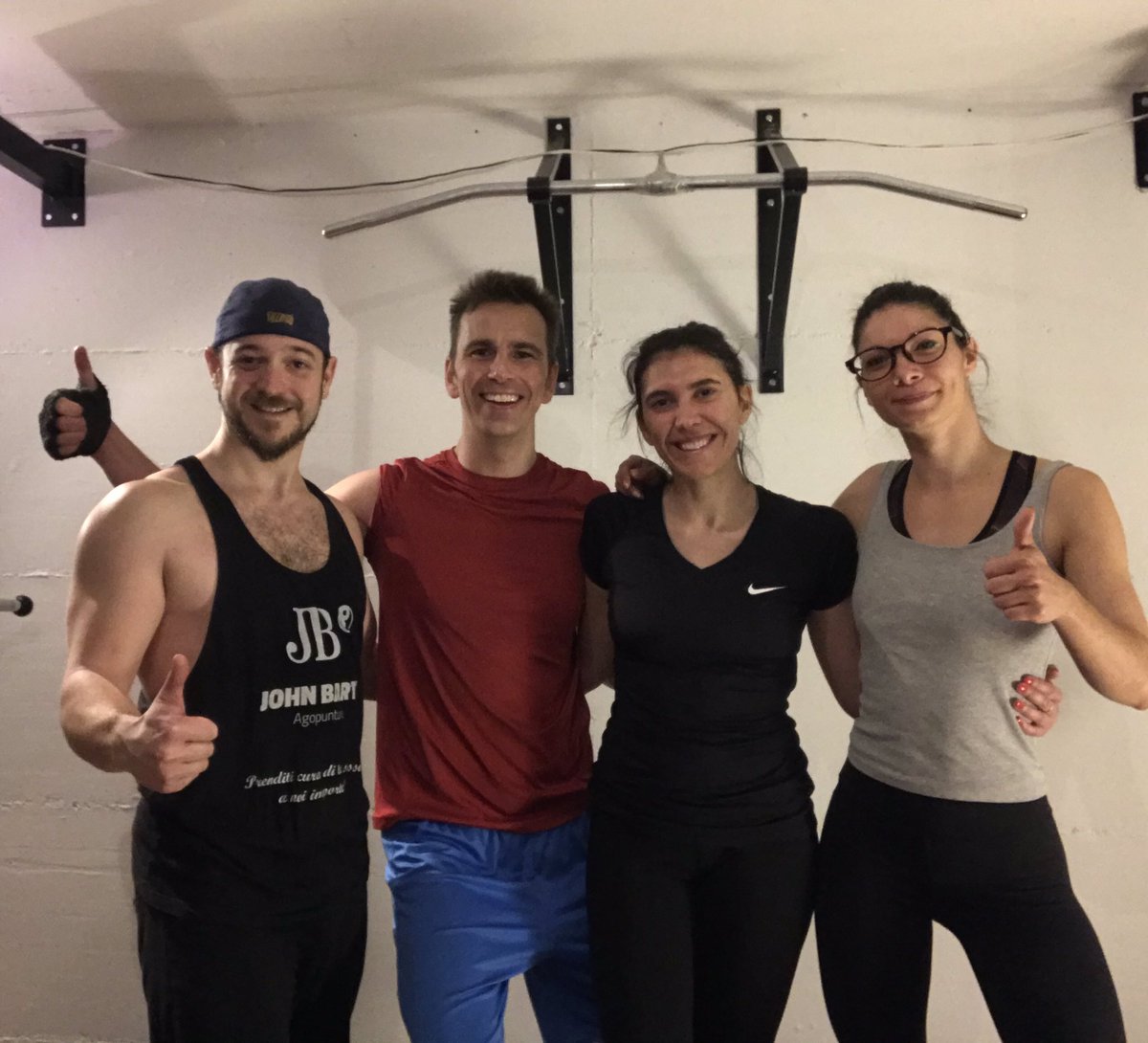 Wissshesmaster's tweet photo. Sunday’s Workout with friendzzz
💪🏻😊💪🏻
.
.
#workout #workoutmotivation #workoutathome #friends #friendswork #allenamento #allenamentodelladomenica #allenamentoacasa #allenamentofraamici https://t.co/PfFHkpKLkW
