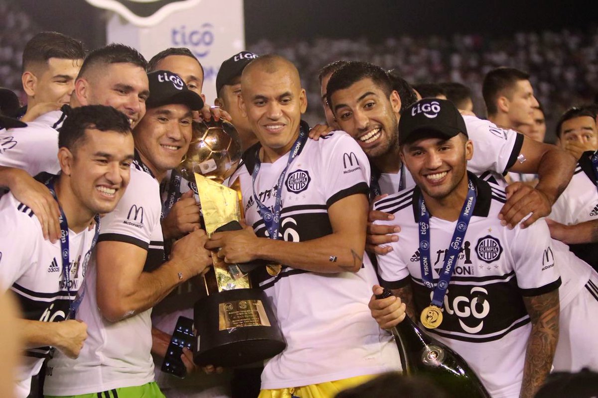 GerardoPelusso's tweet photo. Felicitaciones a @elClubOlimpia de Paraguay, por la obtención del Tricampeonato en forma brillante. Saludar a Dirigentes, Jugadores, C. Técnico y a su gran hinchada, por un día más de gloria para la Institución. https://t.co/lLtKfUogx9