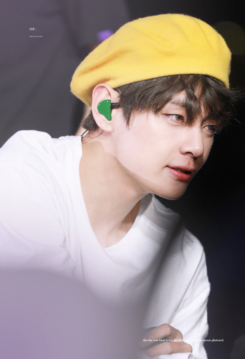 taejoonsarchive's tweet photo. 𝐓𝐀𝐄𝐁𝐁𝐘 𝐖𝐄𝐀𝐑𝐈𝐍𝐆 𝐁𝐄𝐑𝐄𝐓𝐒 : 𝑨 𝑻𝑯𝑹𝑬𝑨𝑫 (ღ ͡ ᴗ ͡ ღ)
|
#BTS #taehyung #tae #v #btsv #taepics #tata #taetae #taehyungie #smile #김태형 #태형 #뷔 #テテ #テヒョン #金泰亨 @BTS_twt
-
© @Miracle_1230V + @BOLA_1230 https://t.co/JAphPk8TGF