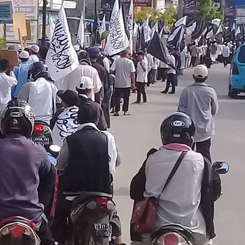 febriansyah1924's tweet image. Semangat perjuangan bangsa ini bisa ditumbuhkan jika semangat beragama menyatu dengan semangat membangun bangsa. Sebab, kedua elemen tersebut tidak bisa dipisahkan oleh setiap umat Islam Indonesia.
 #RamadhanBerkahBagiNegeri  #RamadhanTingkatkanKetaatan
#FAQ9