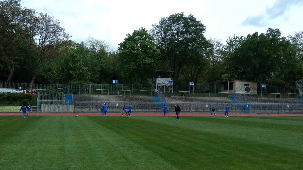 HerthaBubis's tweet photo. Aufwärmen läuft 🔥 In 'ner Viertelstunde geht's für die #BSCU23 in #Bautzen los!
-----
#BAUBSC #hahohe https://t.co/5L47Wlnofw