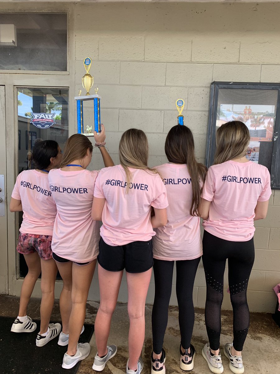 bobbijosuppelsa's tweet photo. Waking up with gratitude. For my family’s support of 🤖 For my @H2Obots_girls team. As CEO, I’m beyond proud. For my mentors &amp; female role models. With them, my dream of leading change is happening! Only ALL girls team! The first but not the last💪🏼#Natty @STEAMatNBPS @NBPSEagles https://t.co/3zMEI9eWjD