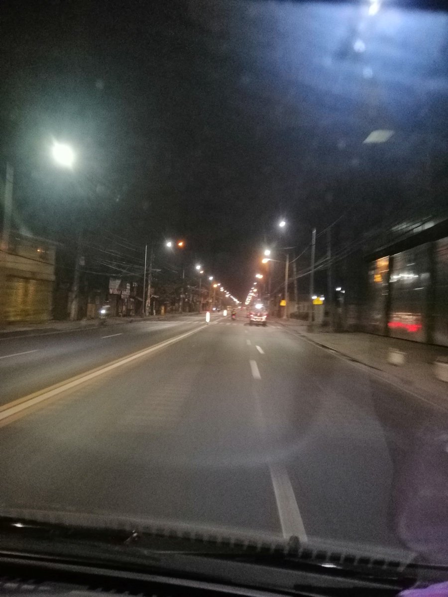 yhea_adiarolf's tweet image. You knew when ur in Valenzuela
Kapag maliwanag ang kalsada
Sumasalamin sa Maliwanag na kinabukasan Ng Lungsod😊 yey! 👏
Salute🎊
@valenzuelacity