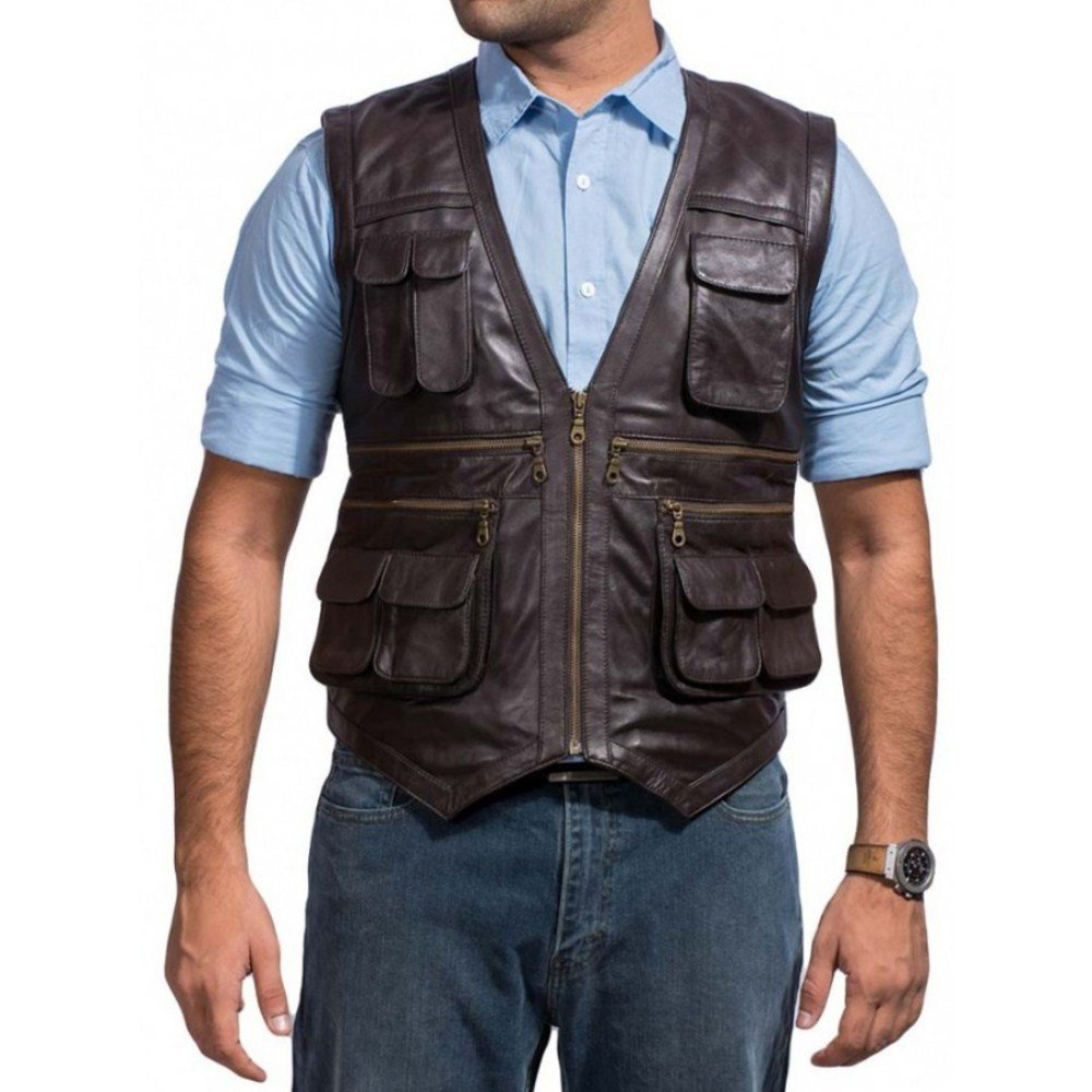 AlysonCannaday's tweet photo. Jurassic World Leather Vest Available at #AmazonCanada
Order Now after clicking here▶️https://t.co/wPDPaf3hzo◀️
#jurassicvest #jurassicworldvest #chrispratt #leatheroutfit #mensjacket #AmazonPay #amazon #Clothing #CelebsFashionJackets #Celebrityjacket #ootd https://t.co/zMUTjywsEI