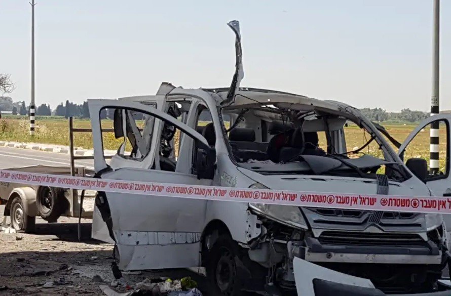 HebreosNet tweet media