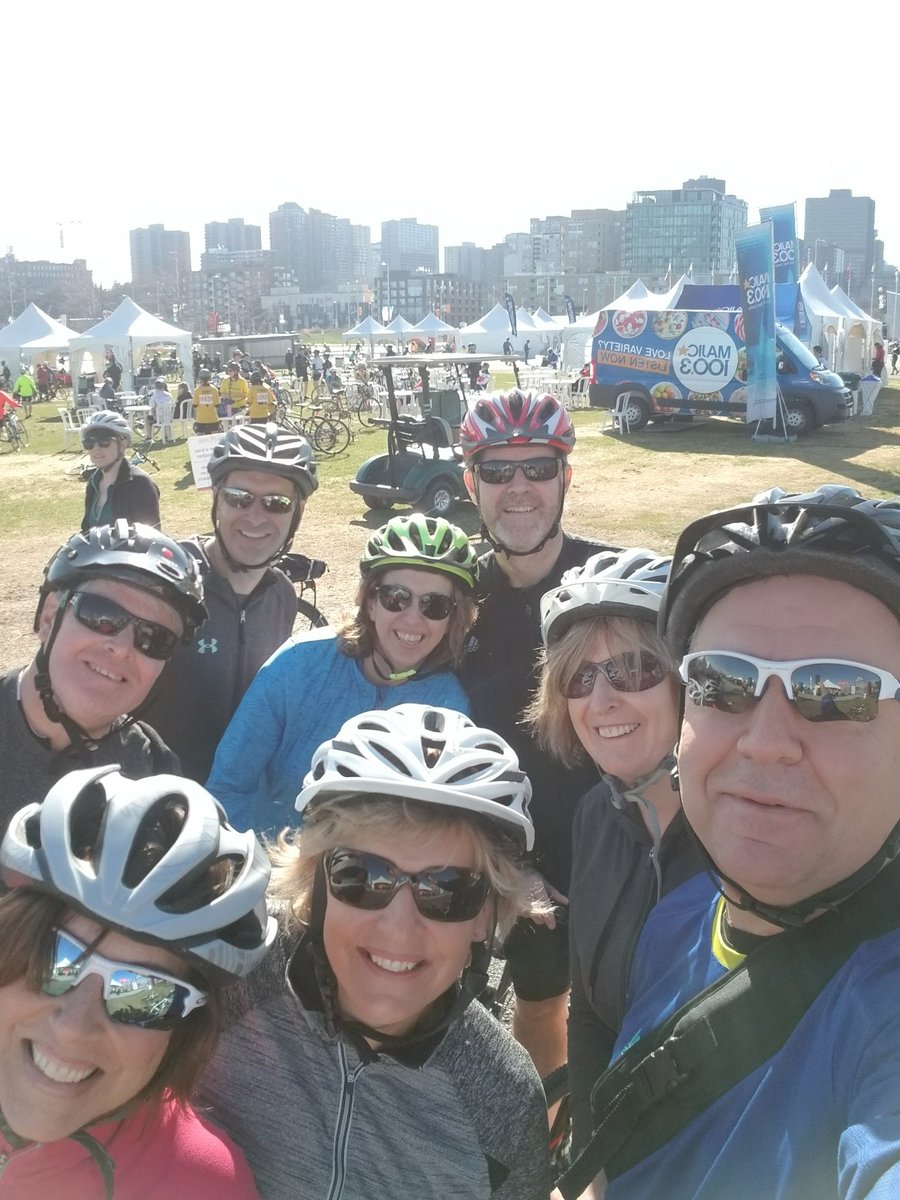 On est prêt #CNcycle <a href="/SylvieLL/">Sylvie Levasseur</a> <a href="/lortie_alain/">Alain Lortie</a> <a href="/clacroix_plante/">Christine Lacroix</a> <a href="/mleguerr02/">Mark LeGuerrier</a> <a href="/JSimoncic/">julie simoncic</a> <a href="/HeleneLegz/">Helene LeGuerrier</a> SUPER belle journée pour une randonnée de vélo avec des amis