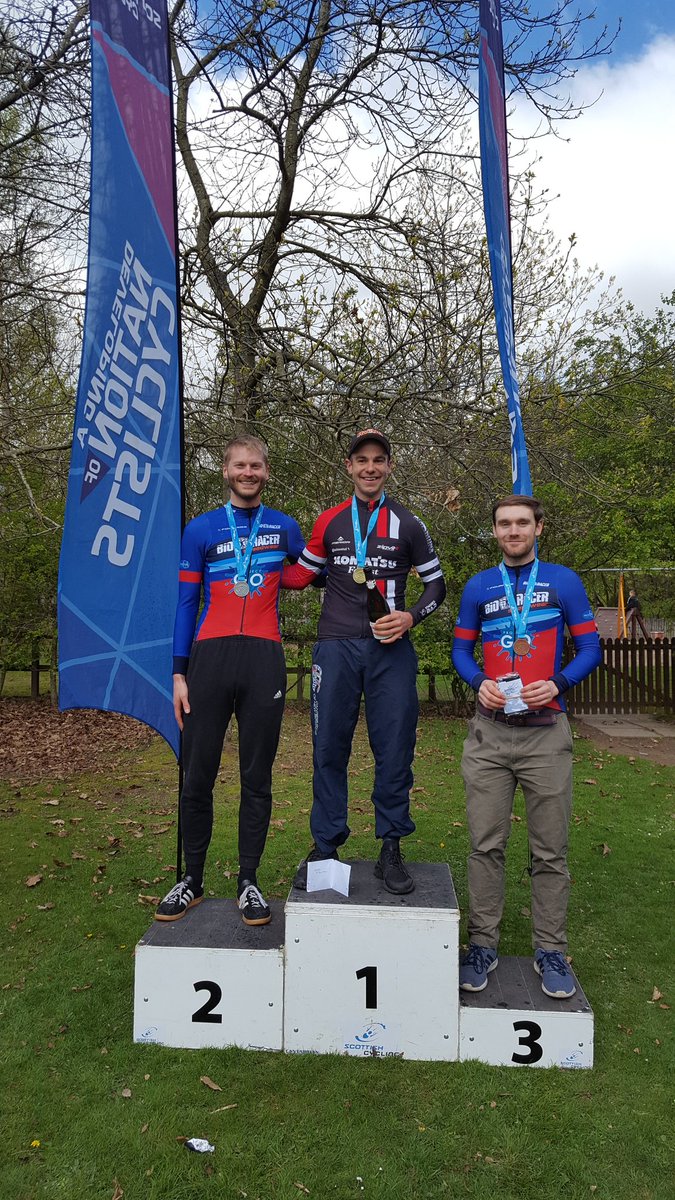 ScottishCycling's tweet photo. 2019 10 Mile TT #SCNatChamps Senior Men;
🥇 Kyle Gordon @RT23scotland
🥈 Jamie Davidson @BioracerGO
🥉 David Griffiths @BioracerGO https://t.co/7e4Jc4z8ZU