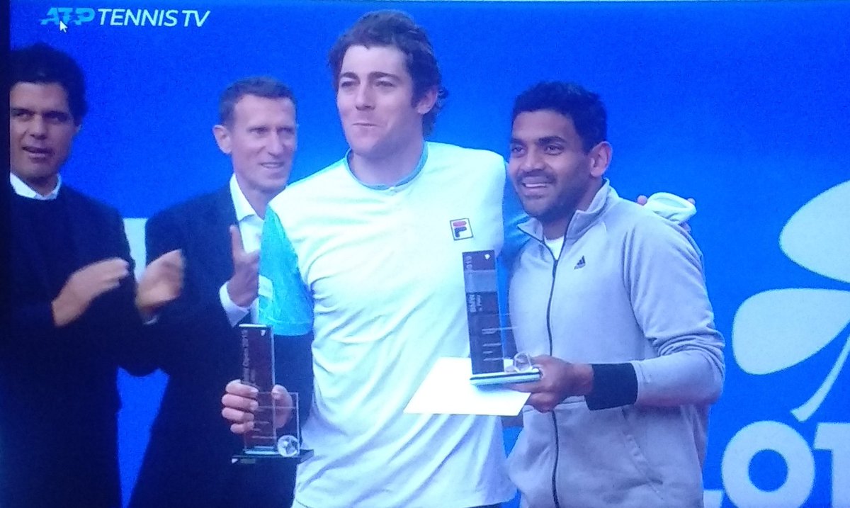 Thanks for the mention! boscoffernandes: divijsharan mdemoliner89 BMWOpenbyFWUAG ATPWorldTour IndiantennisFan head_tennis Media_SAI Congrats on the runners up trophy Guys
