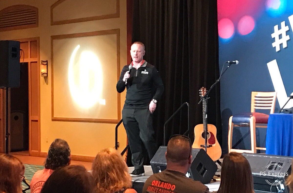 BxGguy2020's tweet photo. Excited to fly up for @coltford &amp; his visit to @TheNorVa for @diamondresorts private owner events. #DiamondLIVE is the experiential platform making us #EmployerOfChoice. Connect @DiamondCareers see why #NoOneHasItBetterThanUs  will be Epic as @RhettBolling going to be our fun MC! https://t.co/THGyy2Z9m3