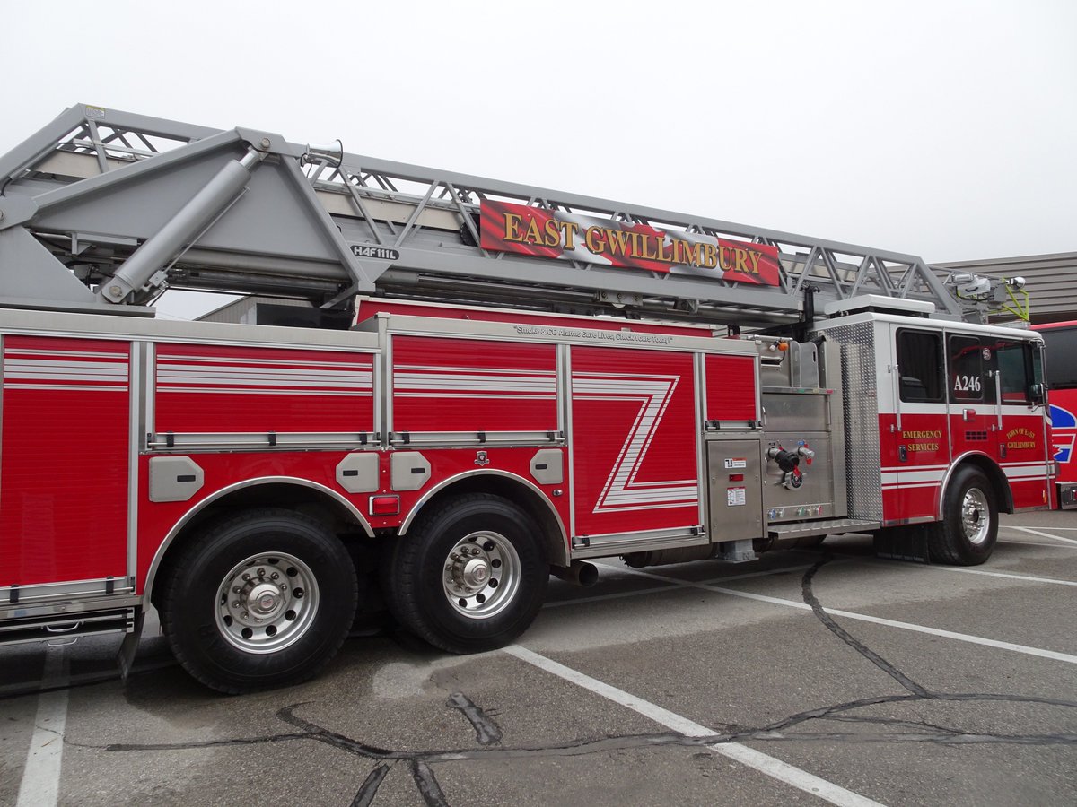 FirewellHealth's tweet photo. We like big trucks and we cannot lie!

Celebrated #InternationalFirefightersDay (May 4) by going to the @ONFireChiefs Trade Show.

#OAFC2019 https://t.co/RBzgpclrKA