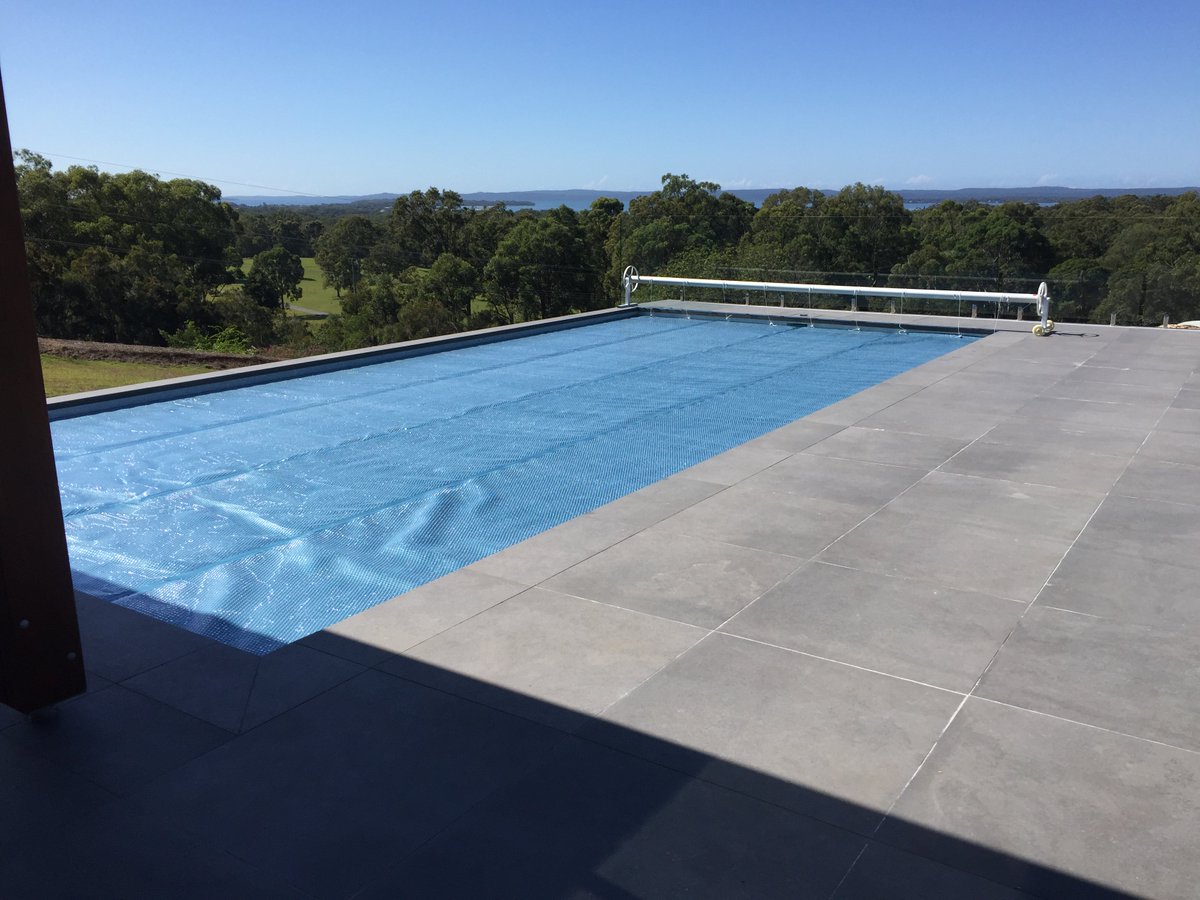 ecosolarheating's tweet image. Pool solar blankets provide thermal insulation retaining the heat inside your pool. #poolblanket ecosolarheating.com.au/solar-pool-bla…