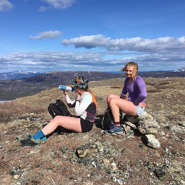 Another beautiful day in the mountains with aishamontgomery dahlialapointe sonjaa_schmidt02
