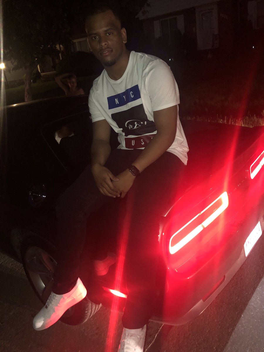 do34_'s tweet photo. Tell them label me a real one 🖤 #4evastr8 https://t.co/8QGNF5rEPV