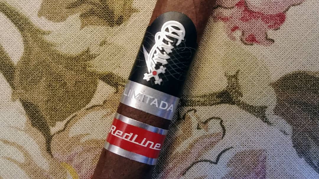 Tiny_Tim's tweet photo. Review of the new Crux Limitada Redline
https://t.co/vY1vJNuoW3
#cruxcigars #cruxlimitadaredline #tinytimcigarreviews https://t.co/o4Ov4eZHtk