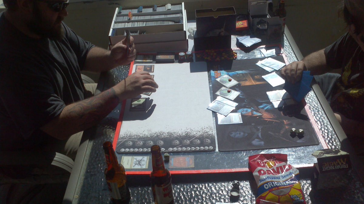 Dra8er's tweet image. Beautiful day. Played some Front Porch Magic after D&amp;amp;D this afternoon. BEEN A LOONNGG TIME since I&apos;ve since we&apos;ve done that.
#FrontPorchMagic #MagictheGathering