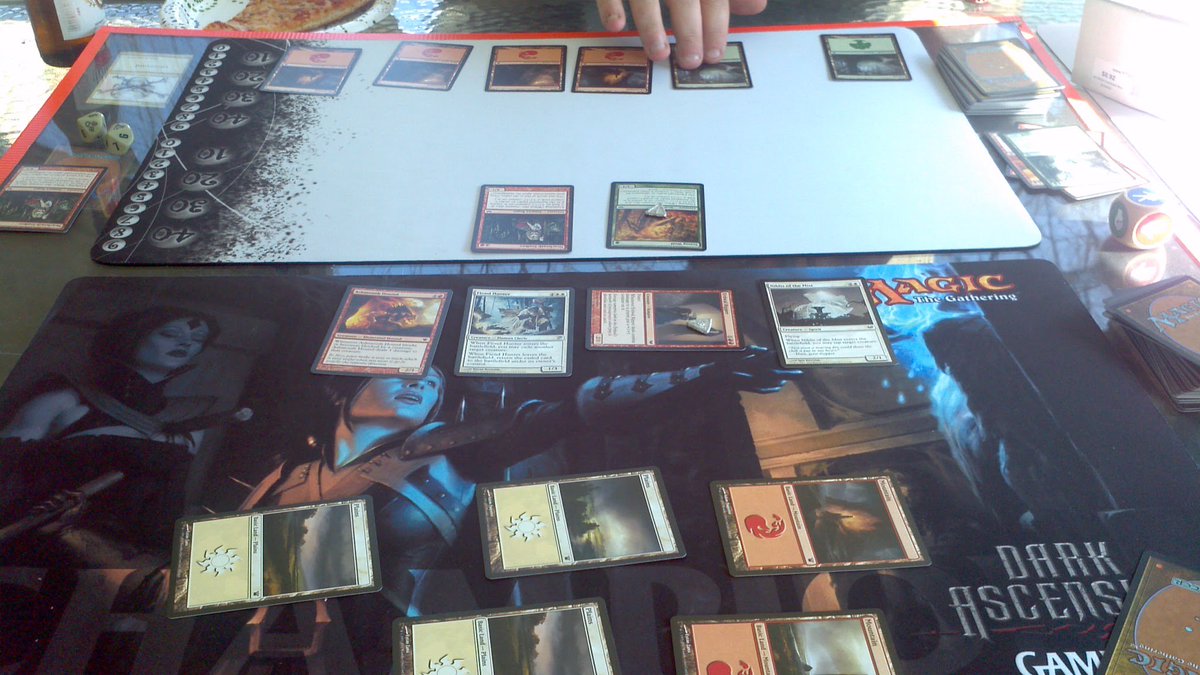 Dra8er's tweet image. Beautiful day. Played some Front Porch Magic after D&amp;amp;D this afternoon. BEEN A LOONNGG TIME since I&apos;ve since we&apos;ve done that.
#FrontPorchMagic #MagictheGathering