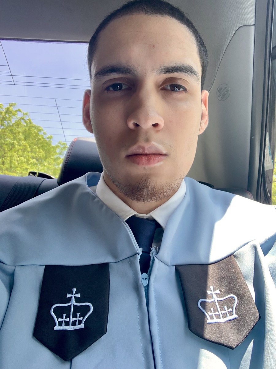 FLAMEZg's tweet image. Congrats to all of the other grads on my timeline👊🏼