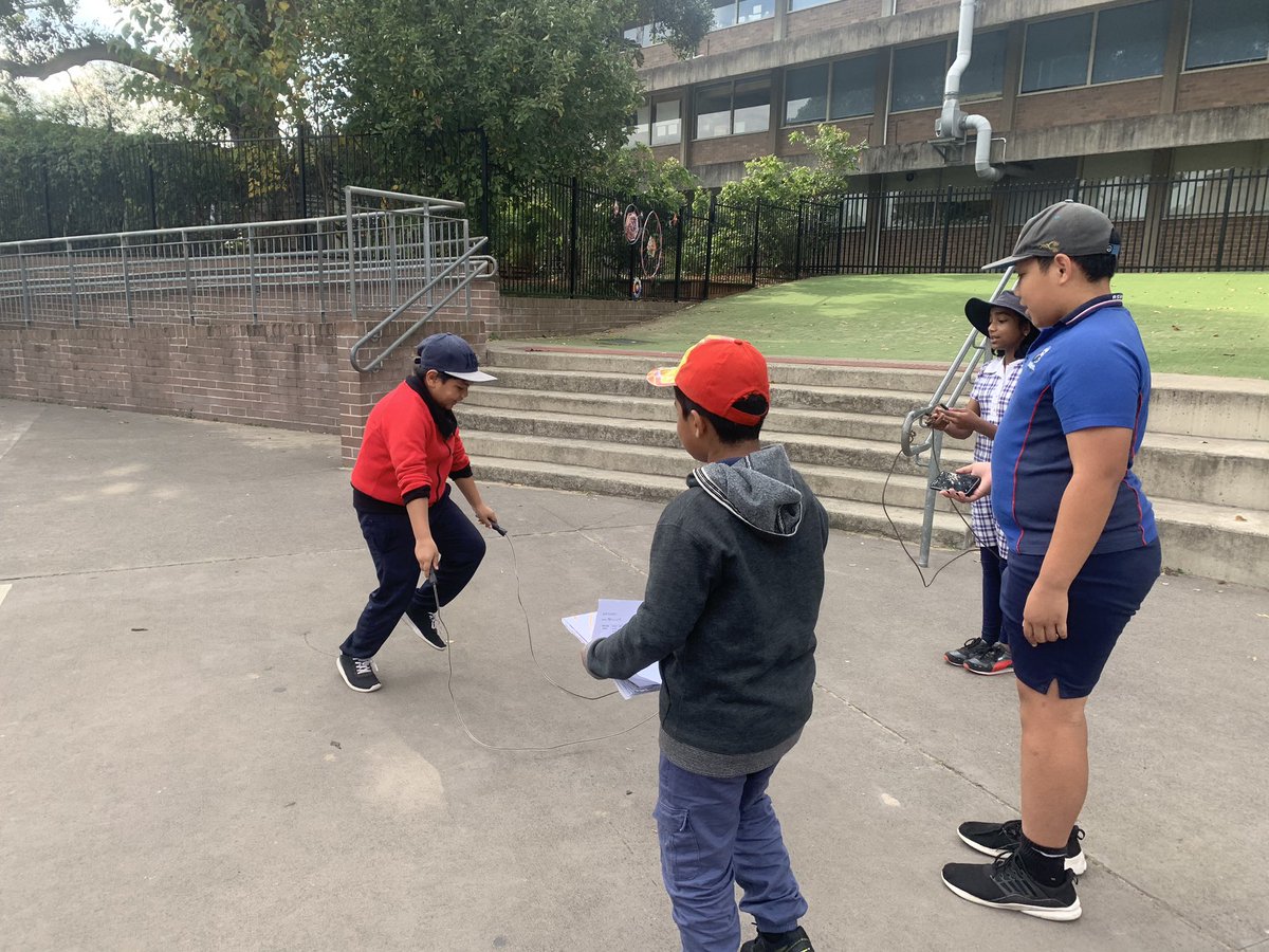 Ms_RailAPS's tweet photo. Investigating time and getting some exercise in the 5/6R Maths Olympics. We love the opportunity to learn outdoors! #maths #sport #outdoorlearning #Premierssportingchallenge https://t.co/FciLbRVlfI