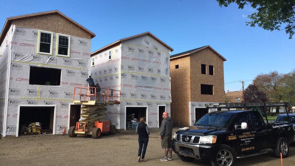 inc_eduardo's tweet photo. Siding &amp; window installs, we’ve got you covered. 
Whether you’re building a new home or improving one, we invite you to visit our showroom to see our various vinyl siding color palettes &amp; window style choices. #DesignBuild #HomeImprovement https://t.co/0SMaaUQVy2