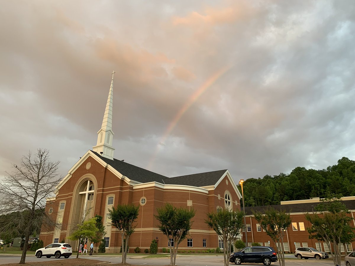 AsburyBham's tweet photo. Thank you, Lord, for showing 50 new members of the United Methodist Church your love and presence as they left confirmation service tonight. #umc #godwasthere #goforthforgod #umc #hereiamlord #intothelight https://t.co/GmQpp7OCzx