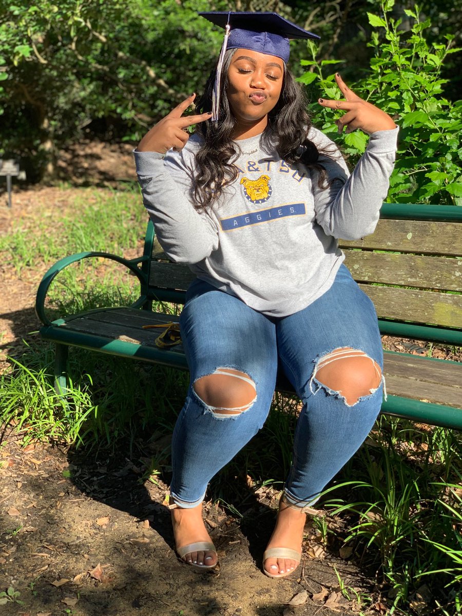 sydneymilan__'s tweet photo. it’s about that time ! #ncat23 #classof2019 https://t.co/kd73Zv2F5H