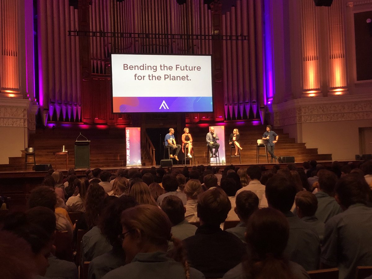 future_anything's tweet photo. These pretty awesome entrepreneurs are working hard to bend the future for our planet. Thanks for being at #FutureFest @yasgrigaliunas @WBGS_Global @JamesGrugeon @goodbeerau @NotoxAustralia &amp; Water3. https://t.co/5UFIscF6iz