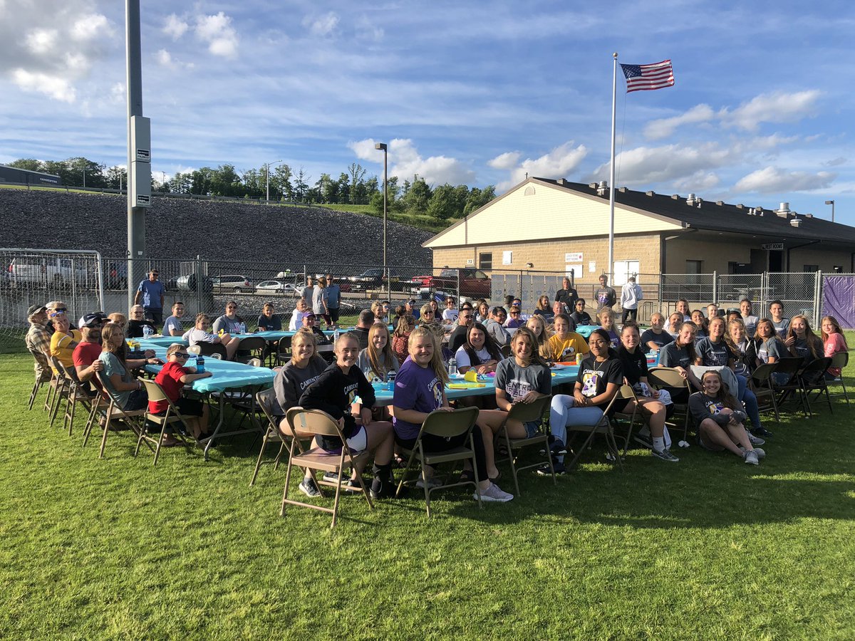LakerLadySoccer's tweet photo. Banquet tonight was a great time. Good season ladies! Didn’t end how we wanted to, but you guys had a great year. Tons of growth. #lakersoccerfamily https://t.co/18iBiRgRkC