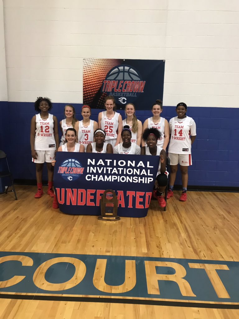 TCS_Hoops's tweet photo. Triple Crown’s 14U Champions finished with a 4-0 record congratulations to @TeamBWright1 2023 Black #TCHoops #TCNIC https://t.co/zjpAehPenC