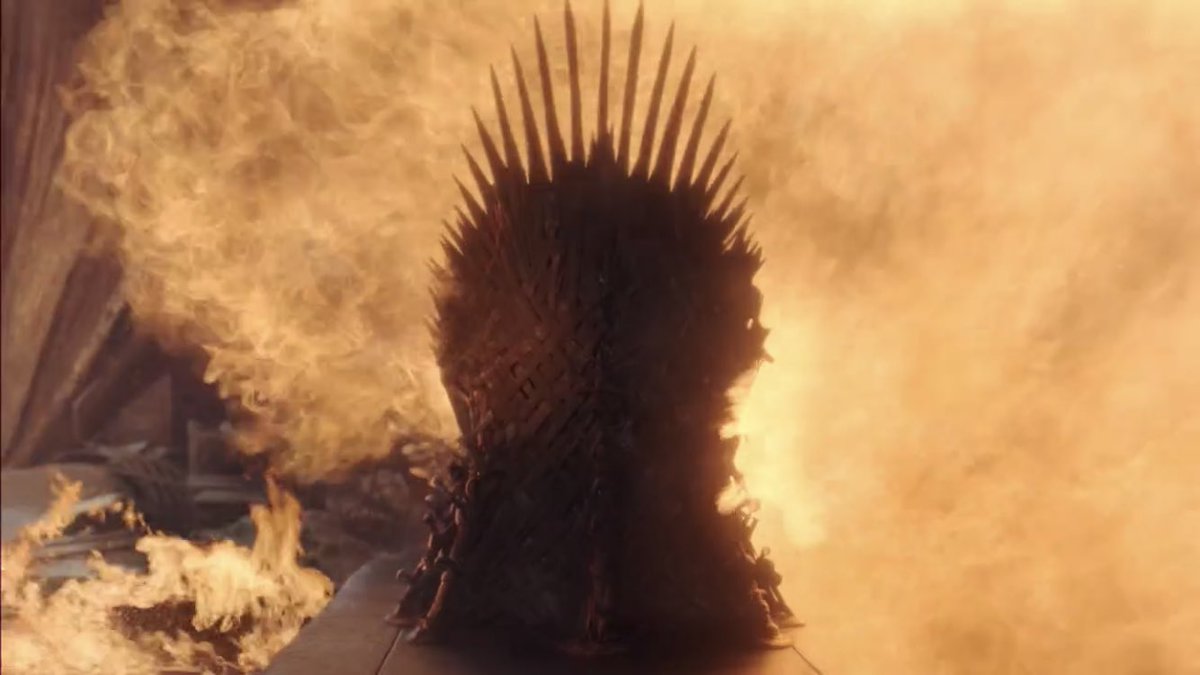 emiliacIarked's tweet photo. drogon said FUCK the iron throne. if daenerys can’t have it then NO ONE CAN #gameofthrones https://t.co/ih7ZoSL3N3