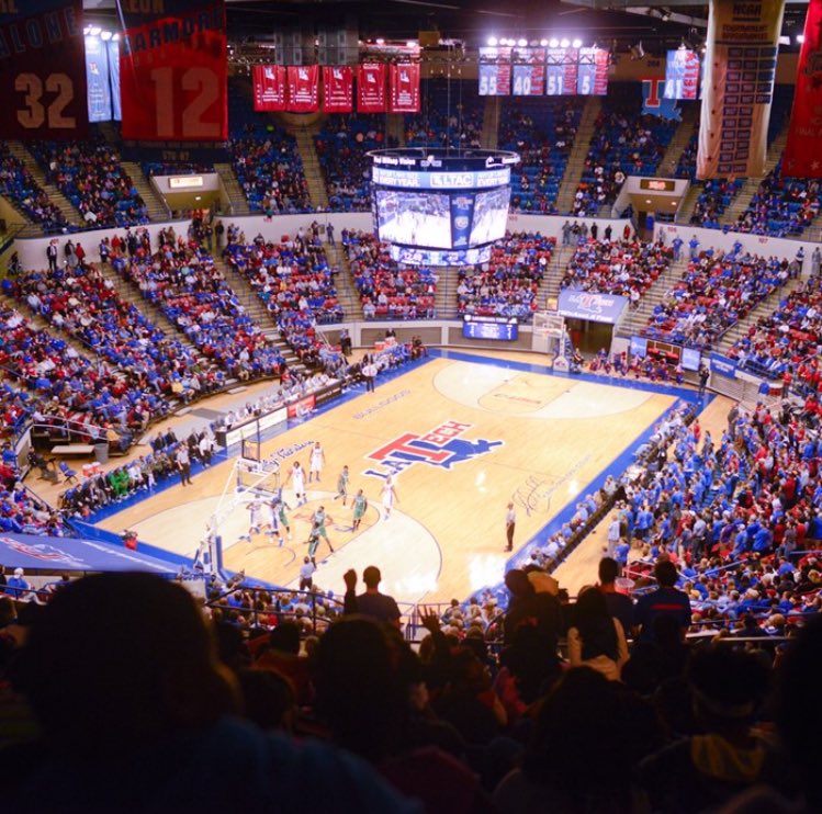 MDunnnigan's tweet photo. Beyond excited and blessed to announce I have verbally committed to play division 1 volleyball at Louisiana Tech University!!! https://t.co/gBcJqbCYFb