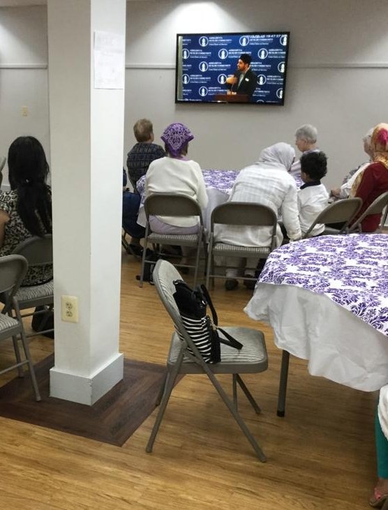 AMC_NOVA's tweet photo. Scenes from the ladies hall at our #OpenMosque iftar. Grateful to all of our guests for learning and spending time with us! https://t.co/zWrzATphlS