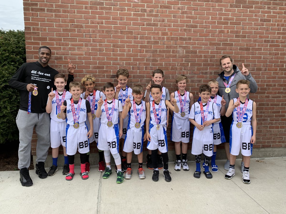 jlaroche7's tweet photo. Back to Back weekends of winning basketball tournaments. Jacob is thriving as the 6th man. Really proud of how he has adjusted his game as a 10yr old. #teambeforei https://t.co/c5c4O3b4uz
