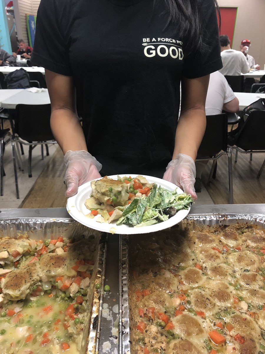 sdaintrey's tweet photo. Serving at the mission tonight! Thanks to our foods 10 who made a wonderful meal. Thanks to our students for spending the long weekend serving others. #projectequal #servicelearning https://t.co/OA4cRQmojt