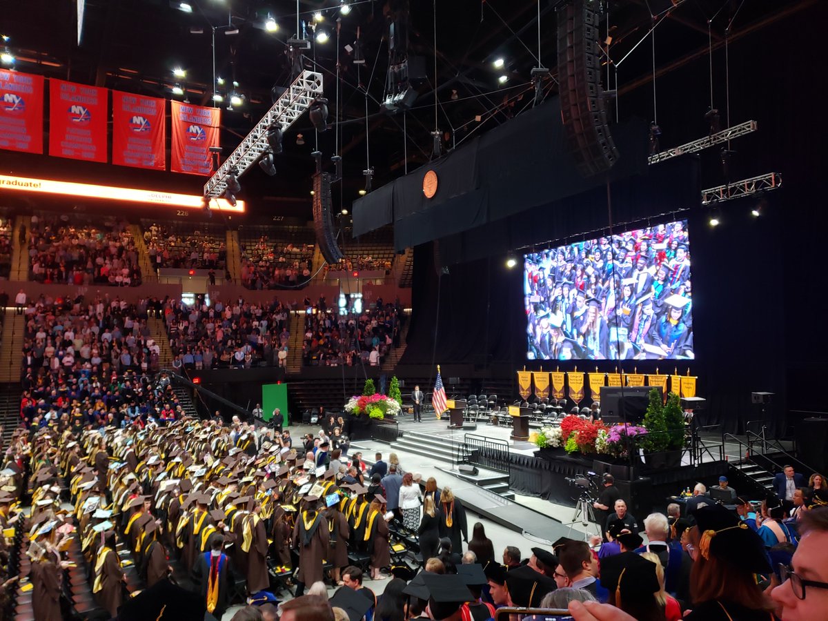PatriciaFacquet's tweet image. Congratulations to all the @AdelphiU #AdelphiGrad2019 🐾💛, especially those from @AdelphiCNPH - BS & MS in Nsg, Adult NP, Nutrition, Health Informatics, & MPH🎓. 🌿💜 #NursesInfluence #NursesLead #NursesWhoTweet