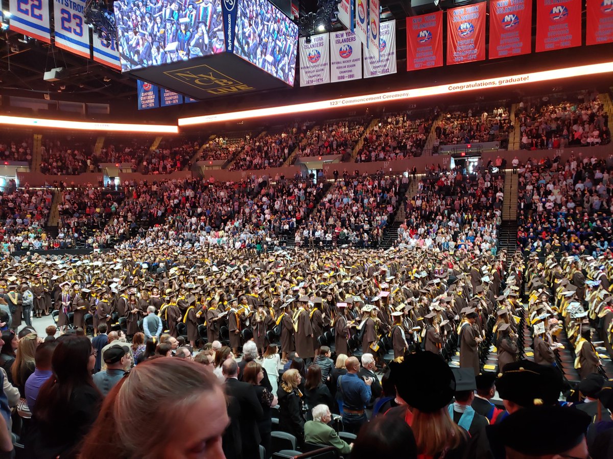 PatriciaFacquet's tweet image. Congratulations to all the @AdelphiU #AdelphiGrad2019 🐾💛, especially those from @AdelphiCNPH - BS & MS in Nsg, Adult NP, Nutrition, Health Informatics, & MPH🎓. 🌿💜 #NursesInfluence #NursesLead #NursesWhoTweet