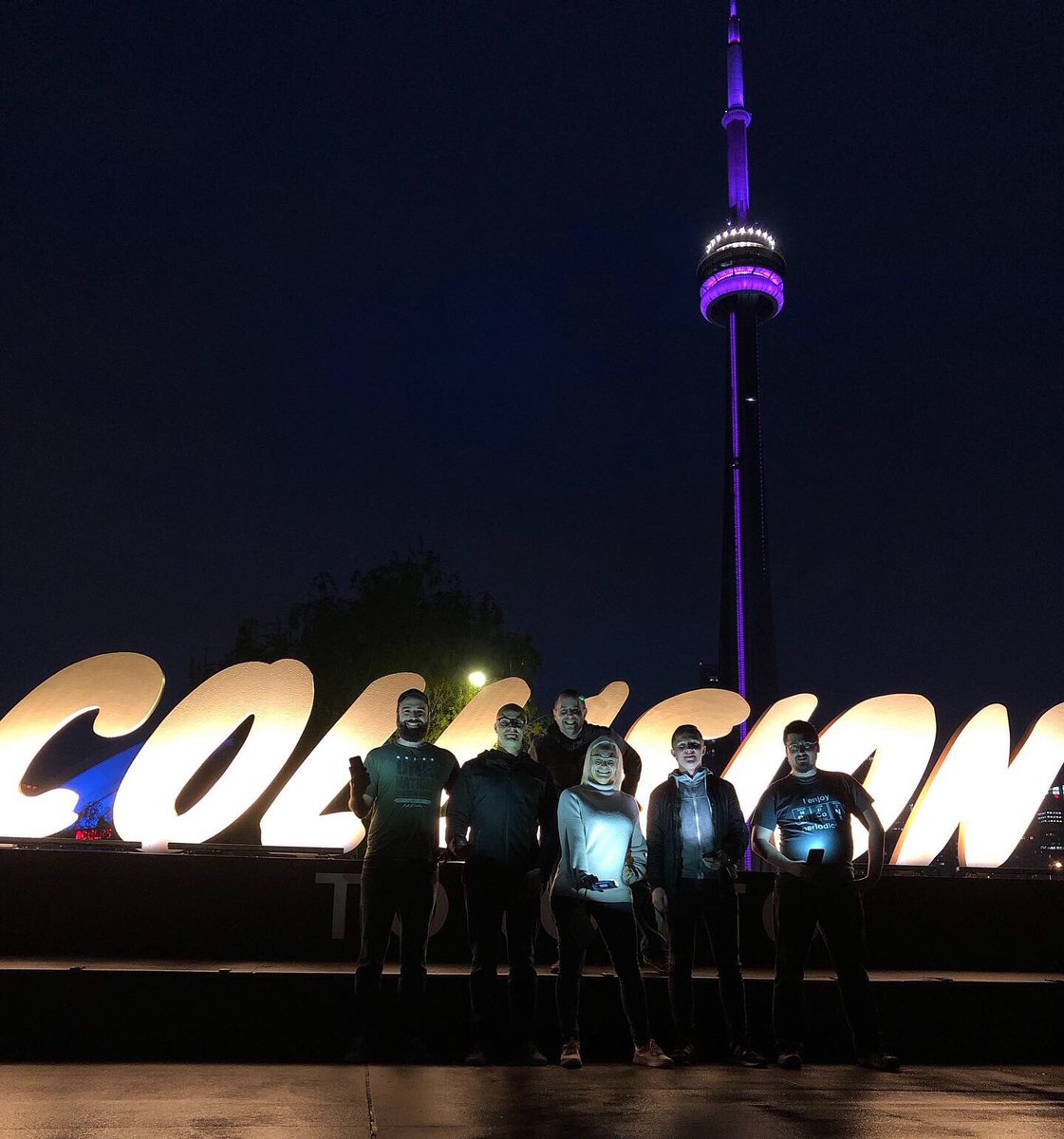 Enjoying our first night in TO for our #pharonyxremoteweek19 ! Part of us is heading at #collisionconf and we decided... why not bring the whole team with us 🇨🇦🚙 #MTLatCollision