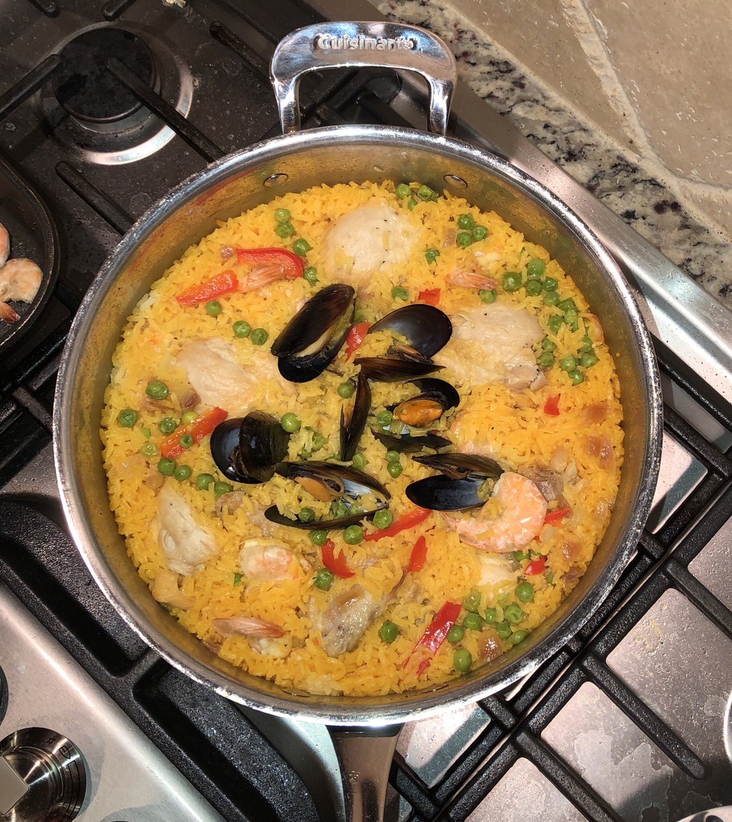 algogenial's tweet image. I made paella tonight thinking about my favorite memories with @MilaLanguage in Madrid.  Love Jackie, Spain and paella!