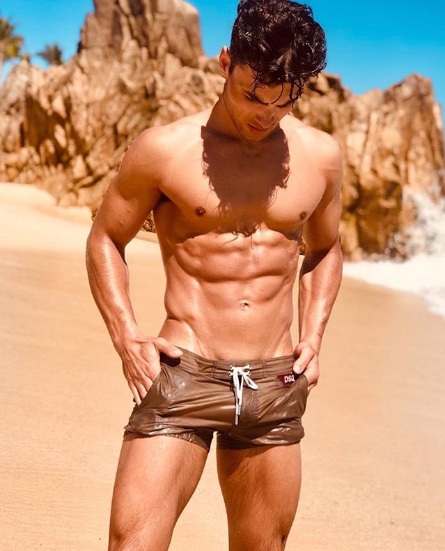 DamnHotBod's tweet photo. Finally... I’m Back! 
#DamnHotBod 🔥
Joe the Mighty Abs 😍
JOSEPH BRUZAS 👅
#FashionModel #Hottie #AbsForDays #Sexy #Stud #BeachStud #Wet #Yummy #MuscleWorship #Ripped #BulgeAlert #HairyArmpits #DSQUARED2 #Swimwear https://t.co/6a8nSod8w9